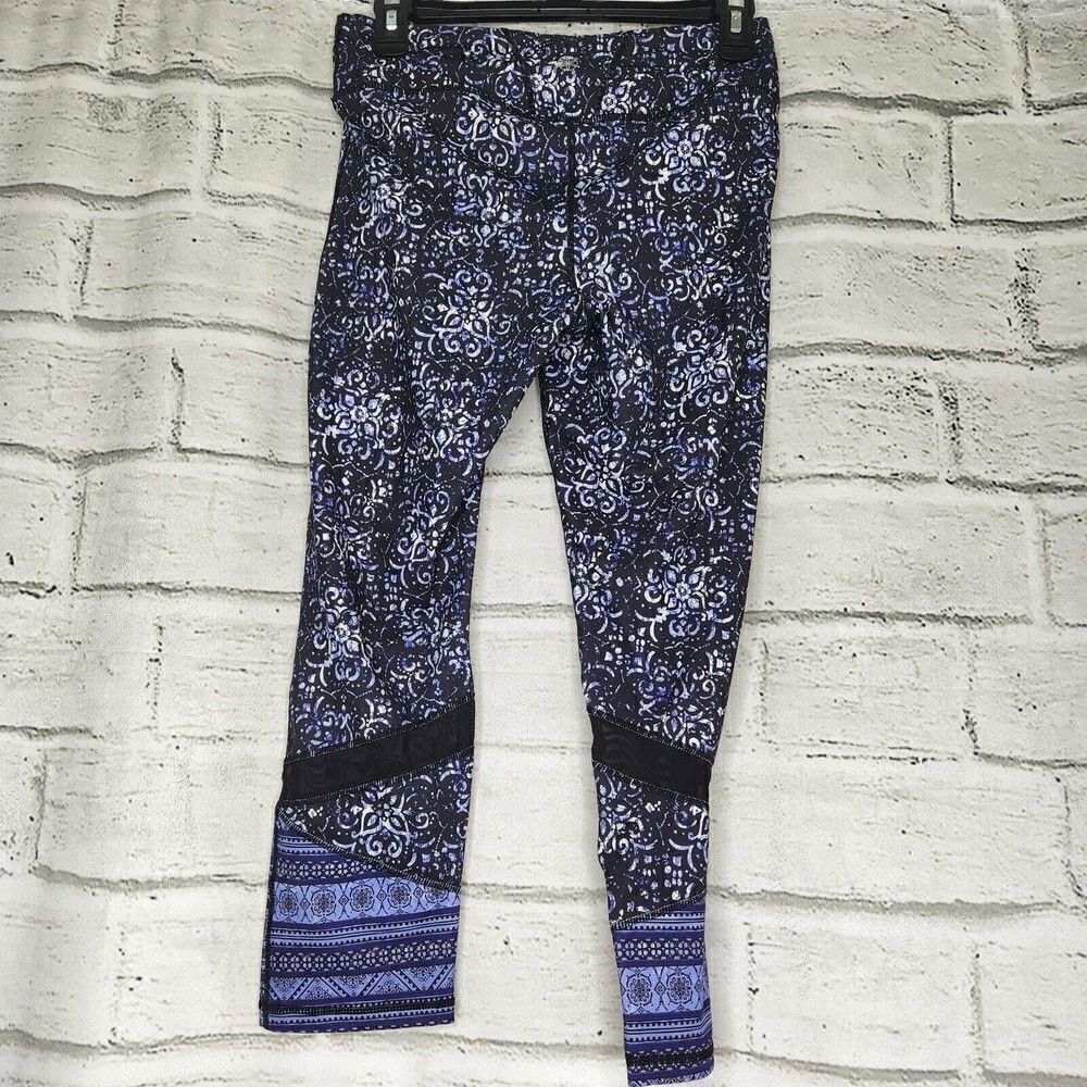 Gaiam Womens Medium Capri Leggings Blye Purple Athletic Yoga Athleisure